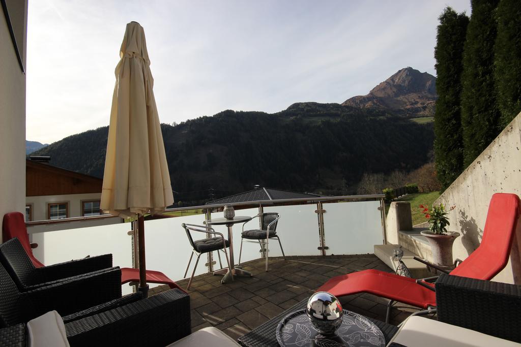 Appartement Schloss-weissenstein-strasse Matrei in Osttirol